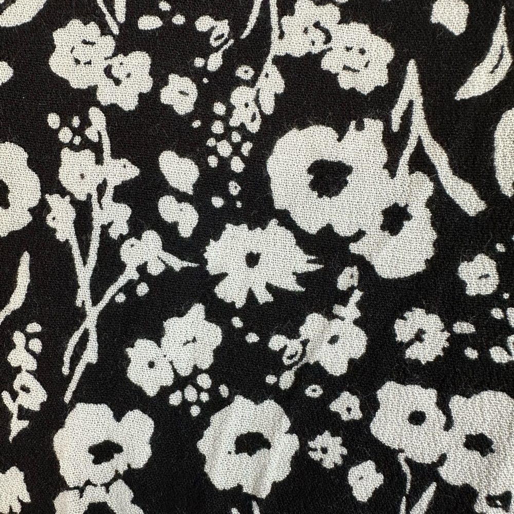 BANANA REPUBLIC Black & White Print Wrap Mini Dress NWT | Size 10 - Picture 10 of 16